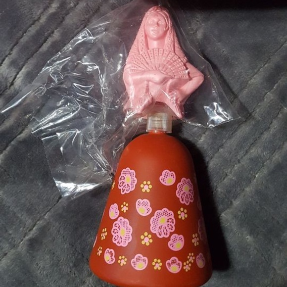 AVON BELLES OF THE WORLD SPANISH SENORITA MOONWIND COLOGNE NEW - Picture 1 of 3